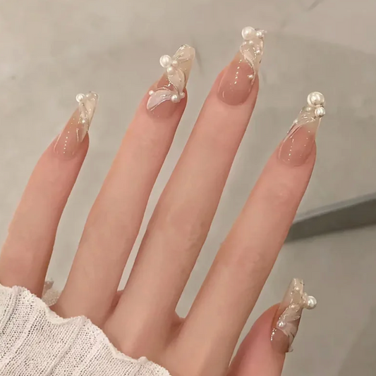 Girl with the Pearls Set Reusable Long-Lasting Press-on Nails